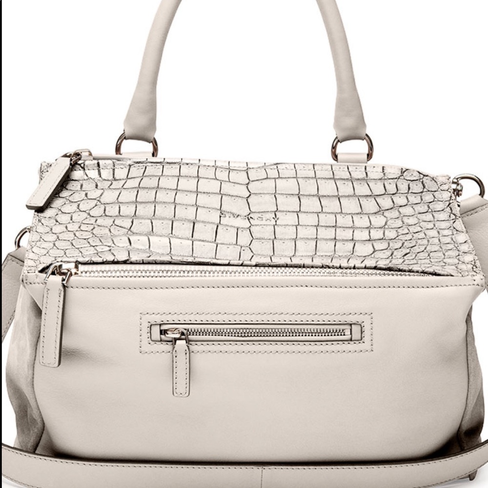 100% auth GIVENCHY Pandora Medium Crossbody Bag